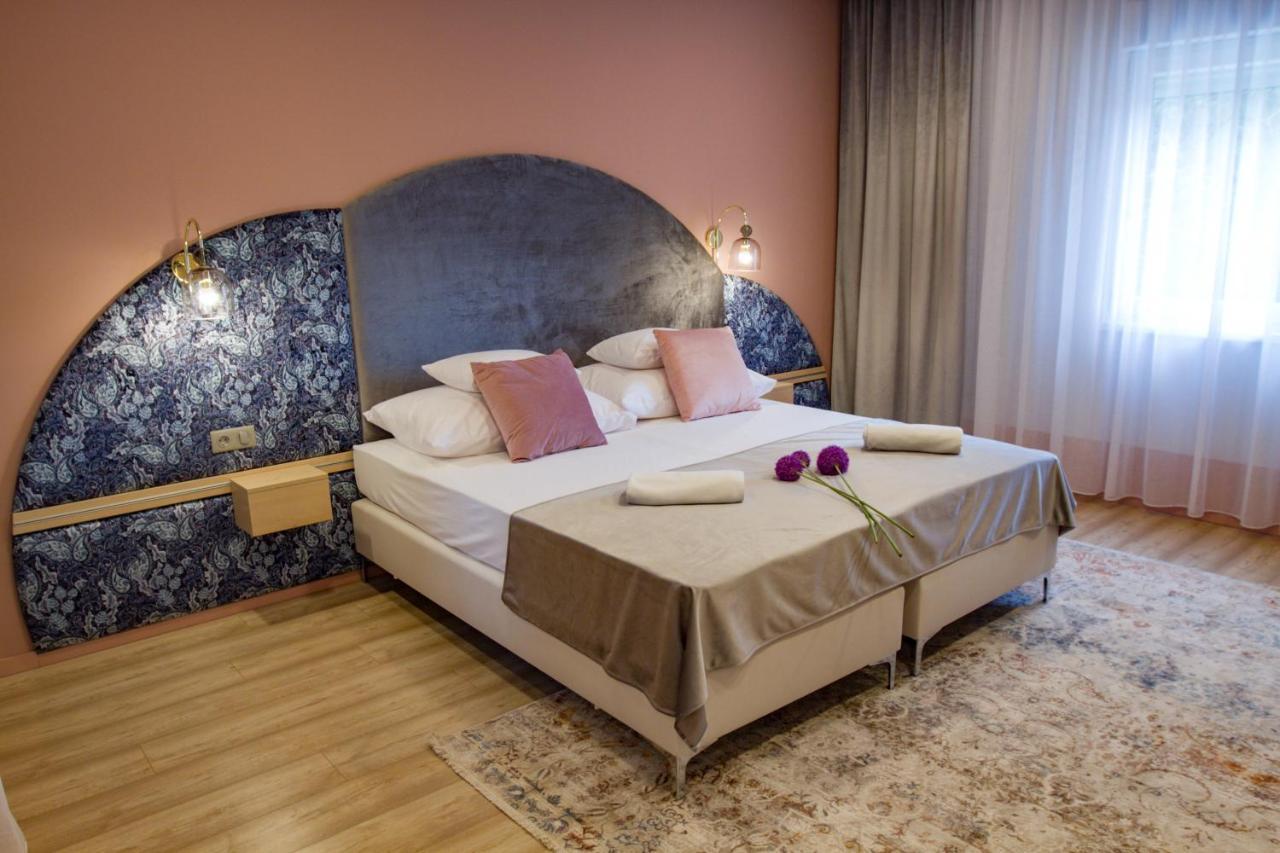 Ditlin Apartmanok Pápa Dış mekan fotoğraf