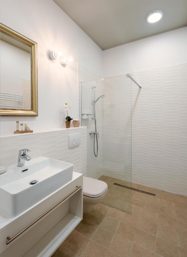 Ditlin Apartmanok Pápa Dış mekan fotoğraf